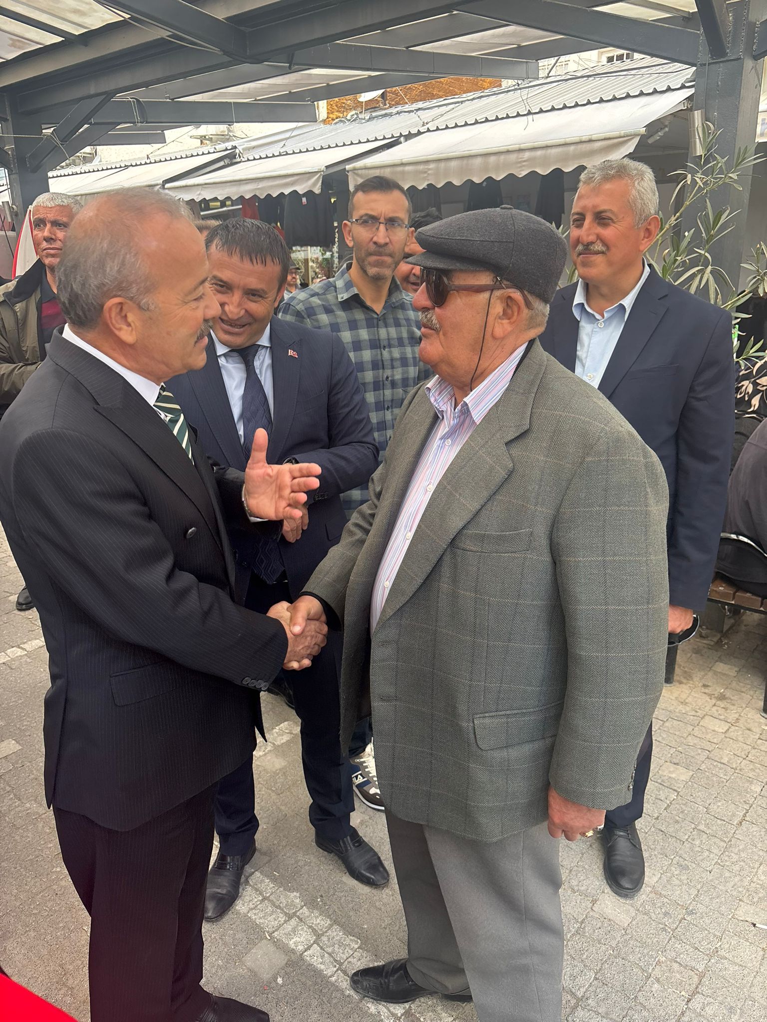 Mehmet Taytak Hayırlı Günler Komşum Ziyaretlerine Emirdağ ve Bayat ta Devam Etti