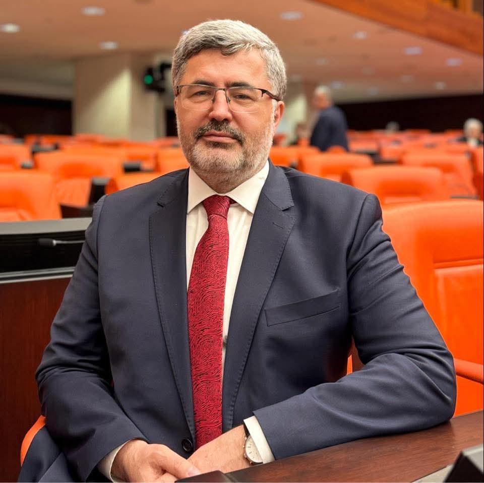 Ali Özkaya Cumhuriyetimizin 102. Yılını Büyük Bir Gururla Kutluyoruz