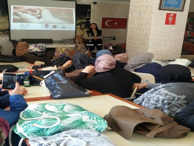 Didim'de 165 Vatandaşa 'En İyi Narkotik Polisi Anne' Eğitimi Verildi