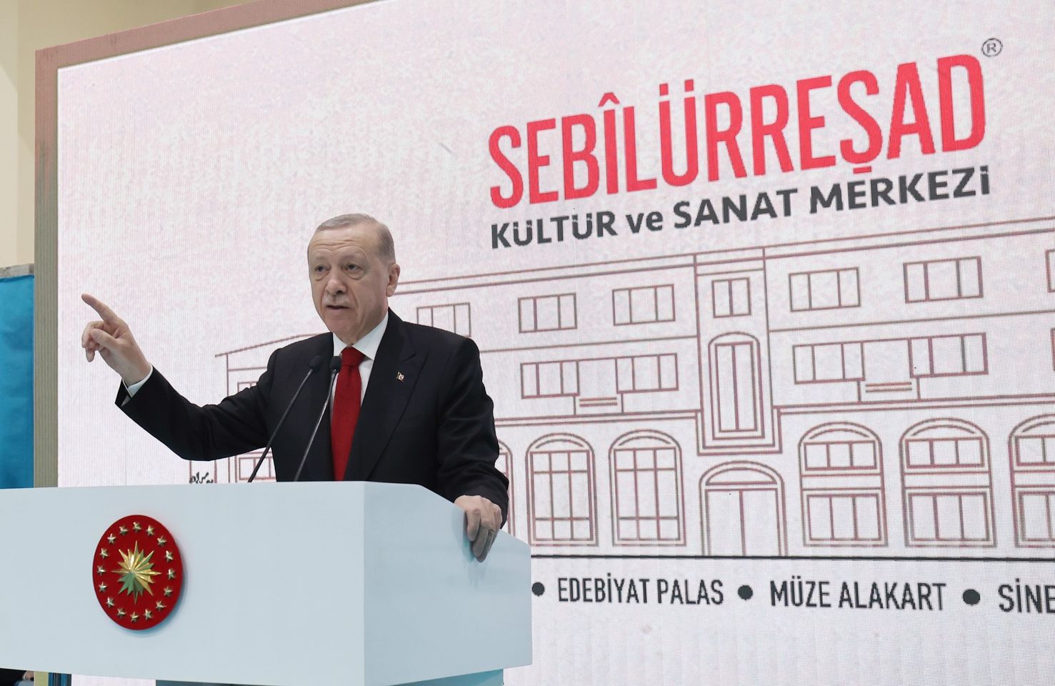 Cumhurbaşkanı Erdoğan, Ankara'da yeni bir kültür ve sanat merkezi açtı