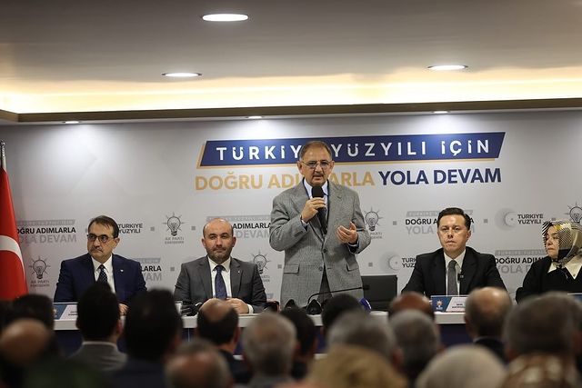 AK Parti Bakanı, Eskişehir'e daha kaliteli hizmetler sunacaklarını açıkladı