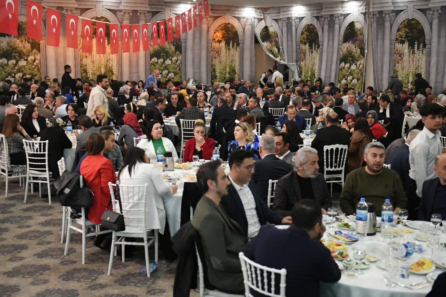 Milli Eğitim Bakanı, Gaziantep'teki öğretmenlerle buluştu ve Ramazan ruhunu pekiştirdi.