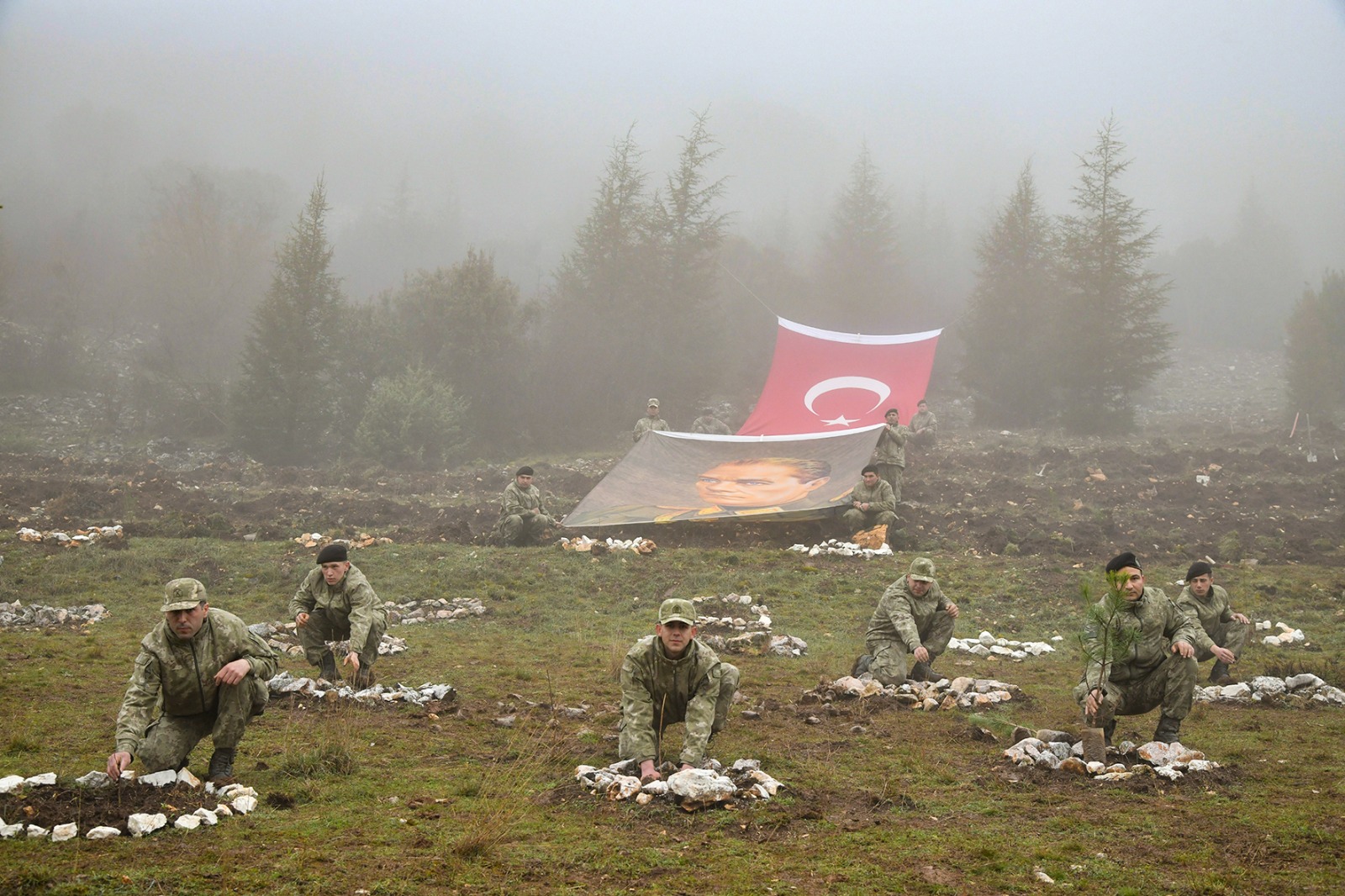 20,000 fidan, orman haftasında toprakla buluştu