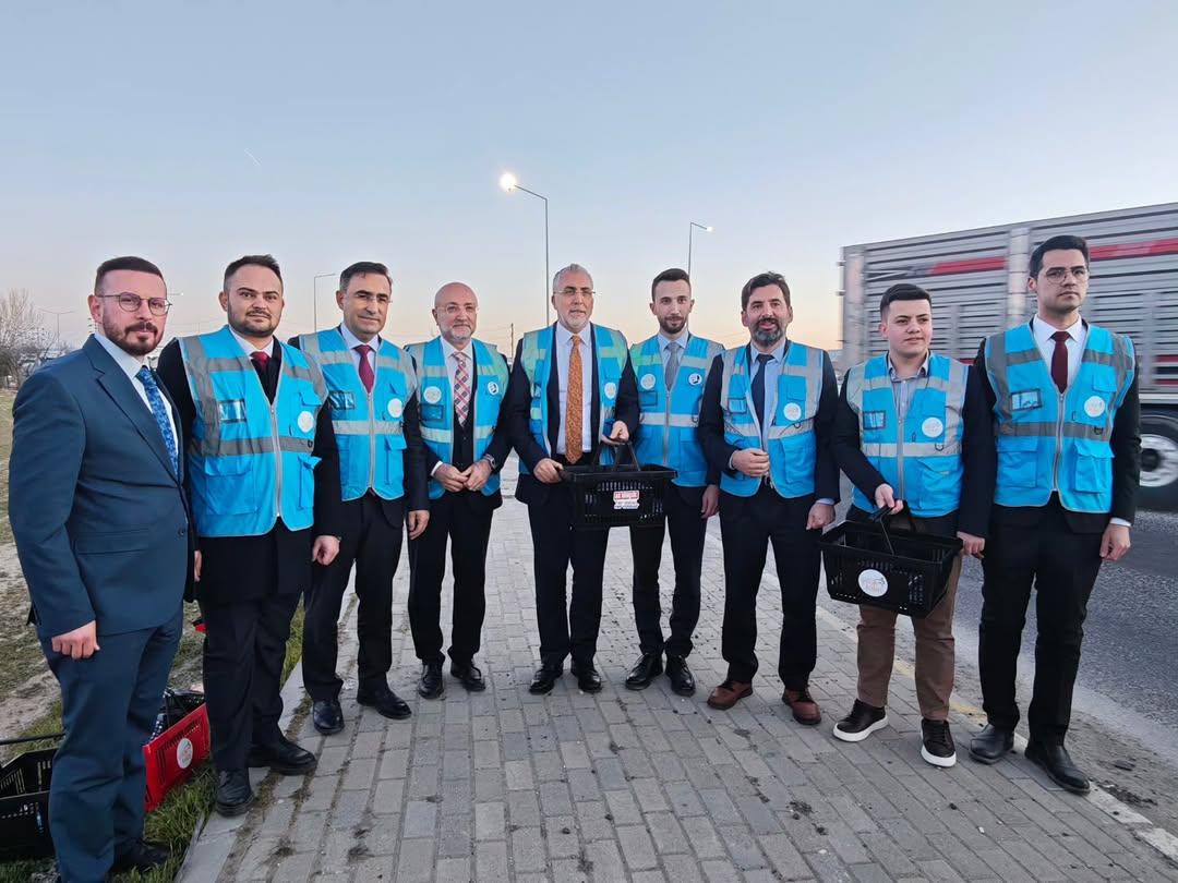 Afyonkarahisar Çevre Yolunda İftar Programı Düzenlendi