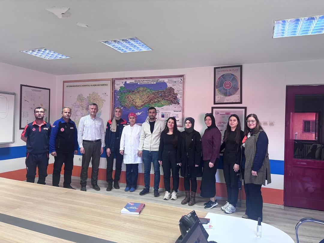 Afyonkarahisar İl Afet ve Acil Durum Müdürlüğü Personeline Türk İşaret Dili Eğitimi Sertifikaları Verildi