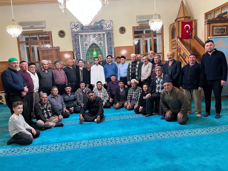 Afyonkarahisar KızılÖren Müftülüğü'nden Hatimle Teravih Namazı Son Buldu