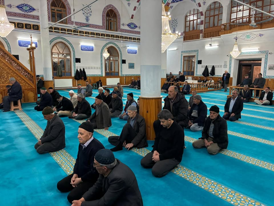 Afyonkarahisar Kızılören Müftülüğü'nden Kadir Gecesi Programı