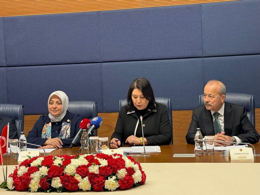 Afyonkarahisar Milletvekili Sunay Karamık, Macaristan Anayasa Mahkemesi Üyesi Ákos Kozma'yı Ağırladı