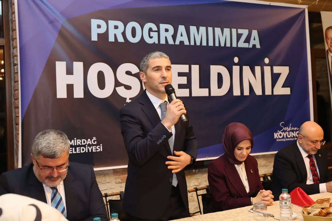 Aile ve Sosyal Hizmetler Bakanı Mahinur Özdemir Göktaş ile Afyonkarahisar Valisi Dr. Naci Aktaş Emirdağ'da Sahur Programında Buluştu
