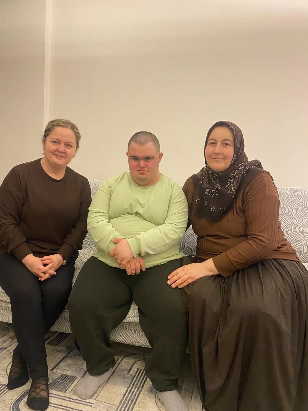 AK Parti Afyonkarahisar İl Kadın Kolları'ndan Özel Ziyaret