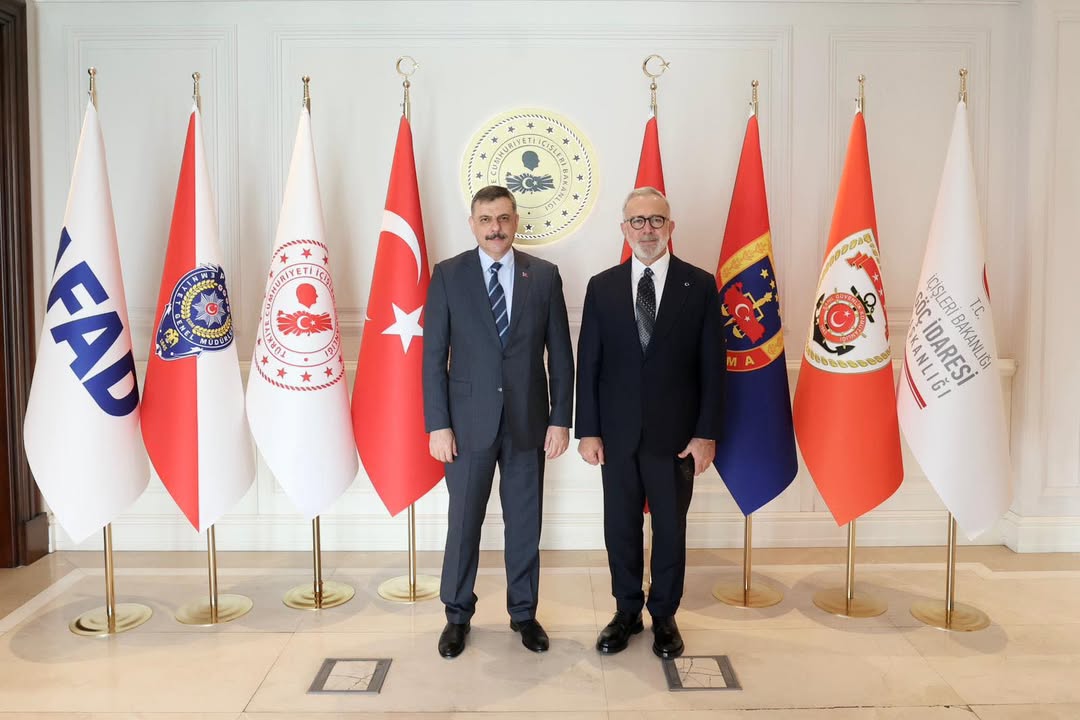 AK Parti Milletvekilinden İçişleri Bakanı'na Ziyaret