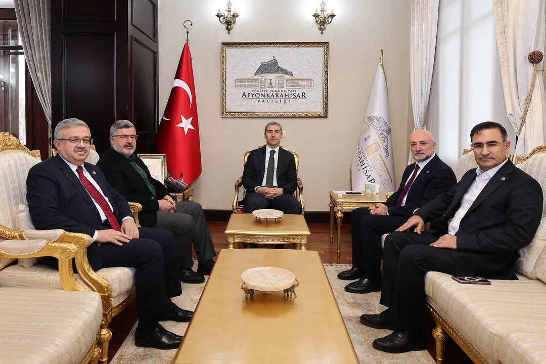 AK Parti Milletvekilleri Vali Dr. Naci Aktaş'ı Ziyaret Etti
