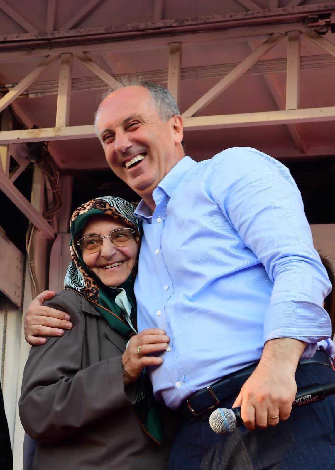Anneler Günü kutlaması tüm annelere ithaf edildi