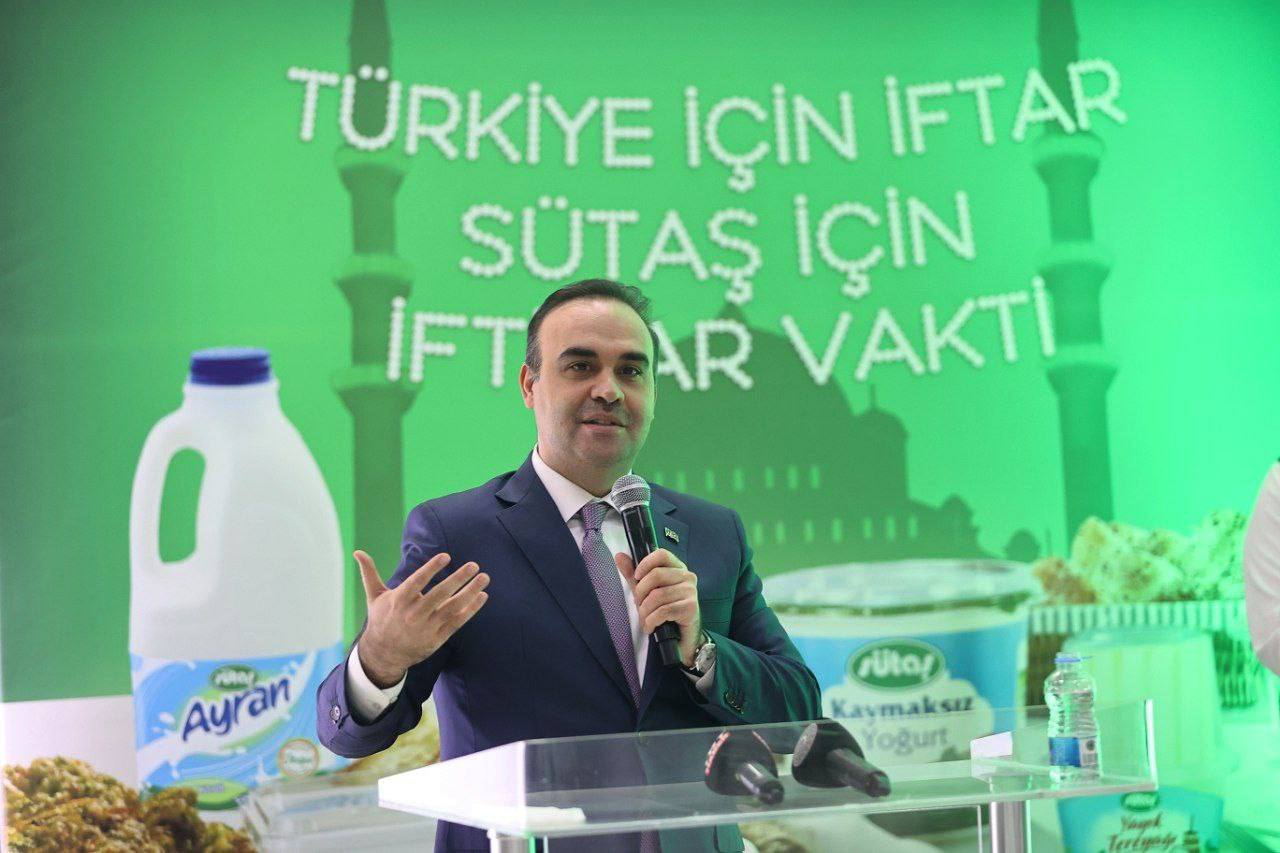 Bakan iftar programında buluştu