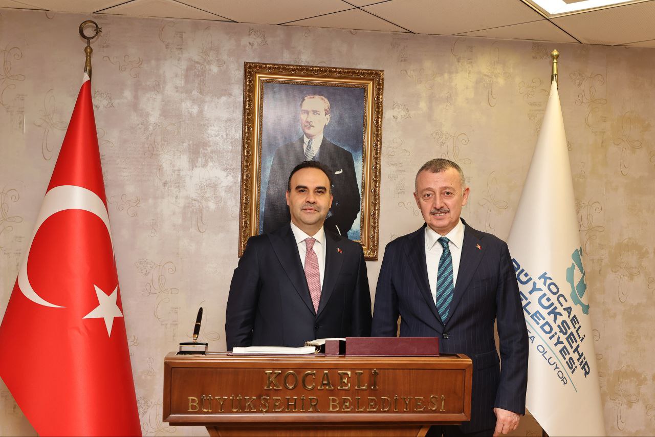 Bakan Kocaeli'nde Ziyarette Bulundu