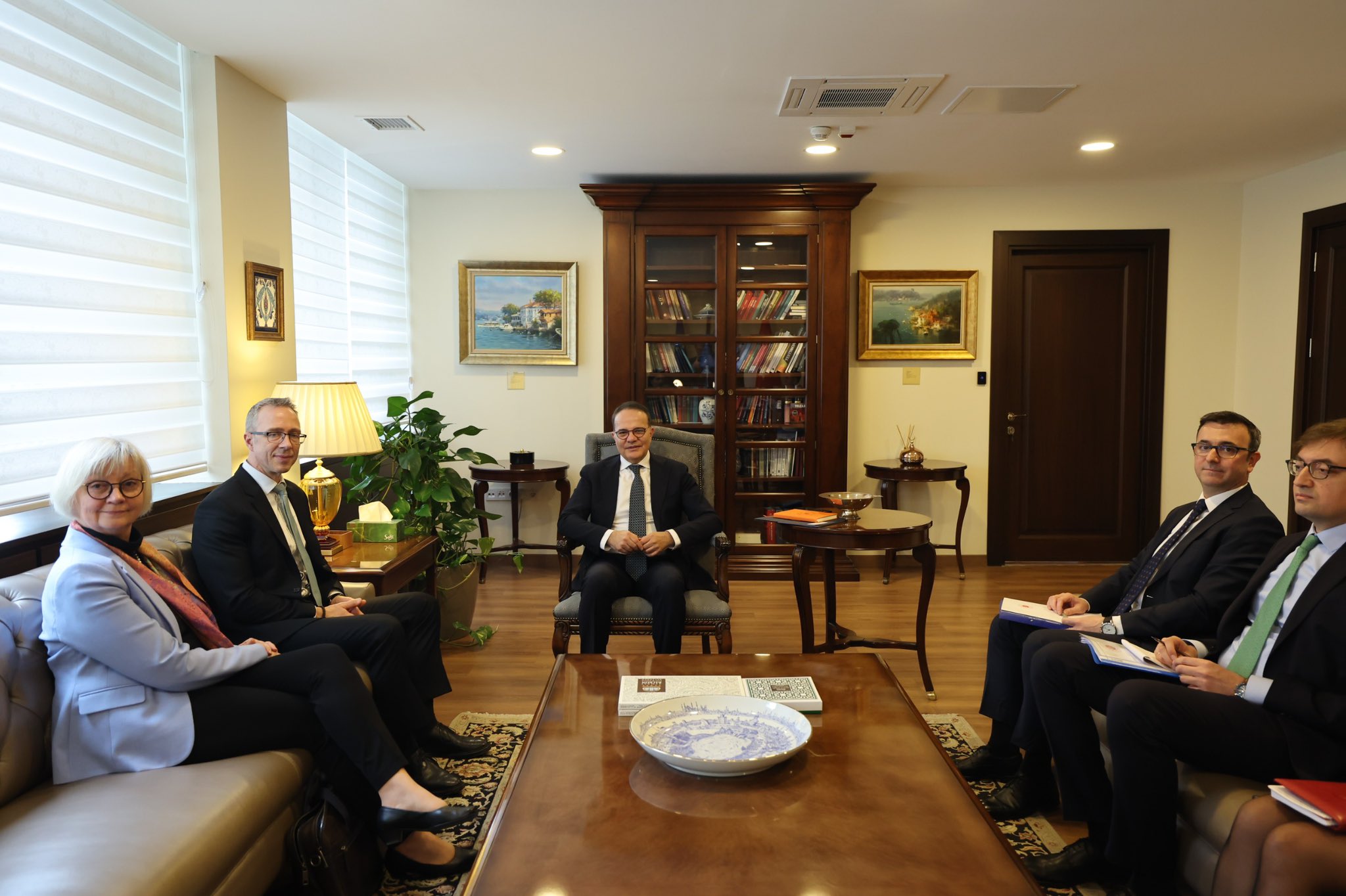 Bakan Yardımcısı Bozay Almanya'yı Ağırladı