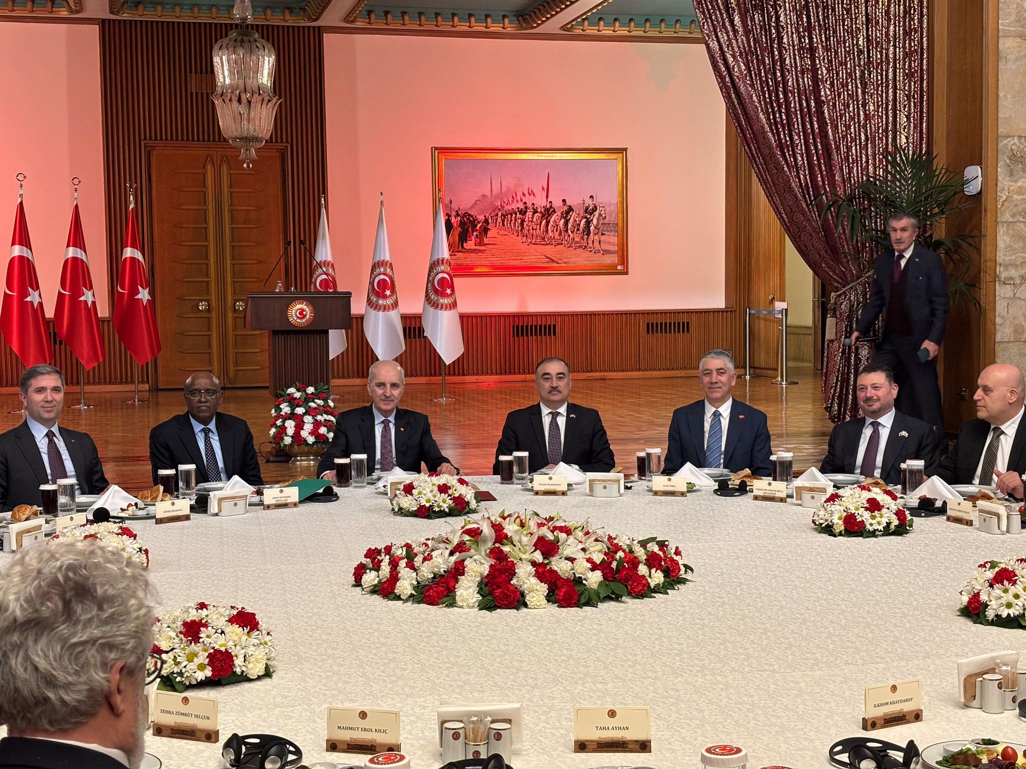 Bakan Yardımcısı iftar yemeğinde