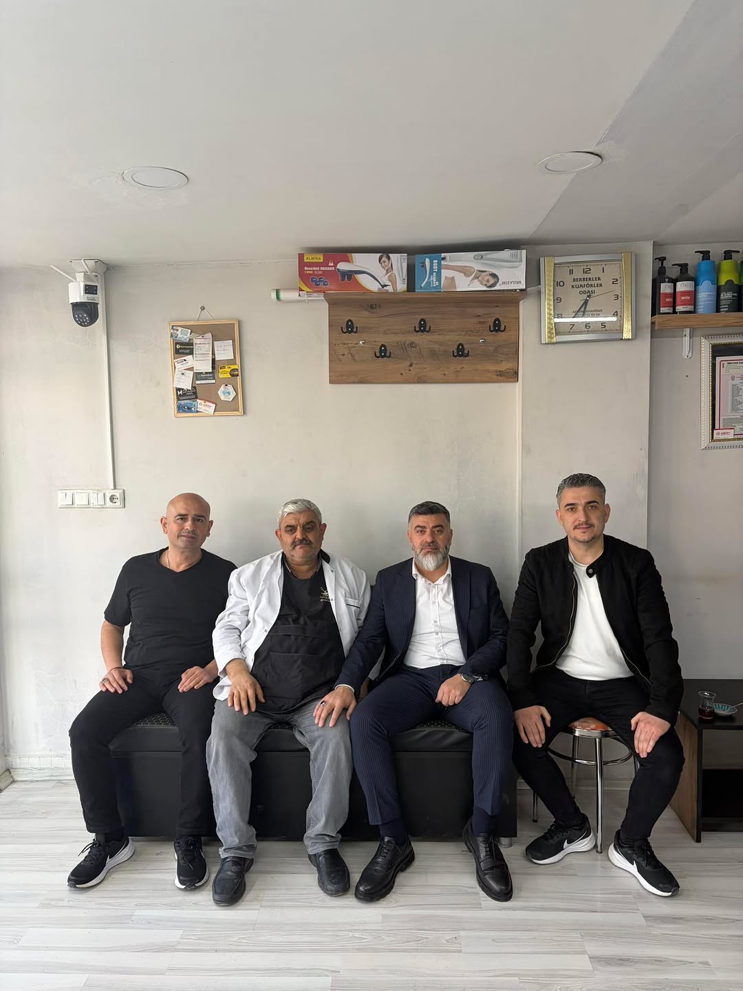 Berberler ve Kuaförler Odası Başkanı Suat Uygur'dan Taziye Ziyareti