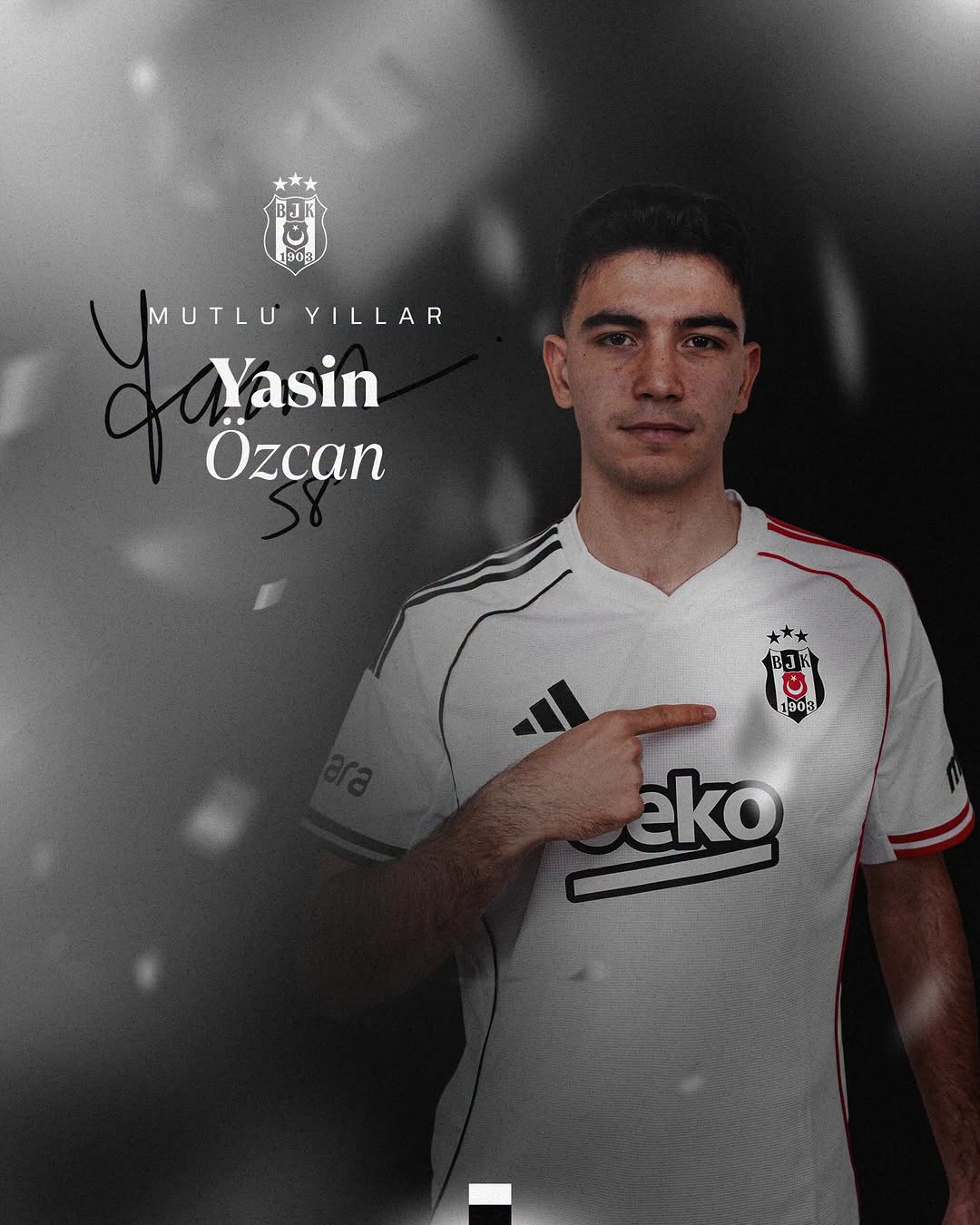 Beşiktaş Futbol Takımı'ndan Yasin Özcan'a Doğum Günü Kutlaması