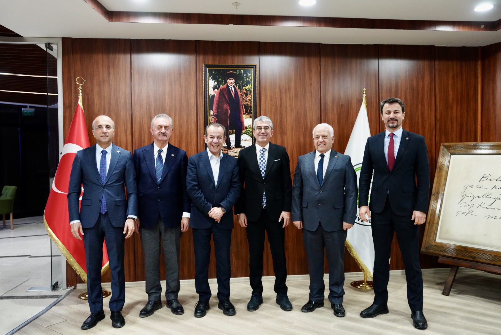 CHP Milletvekilleri İftar İçin Buluştu