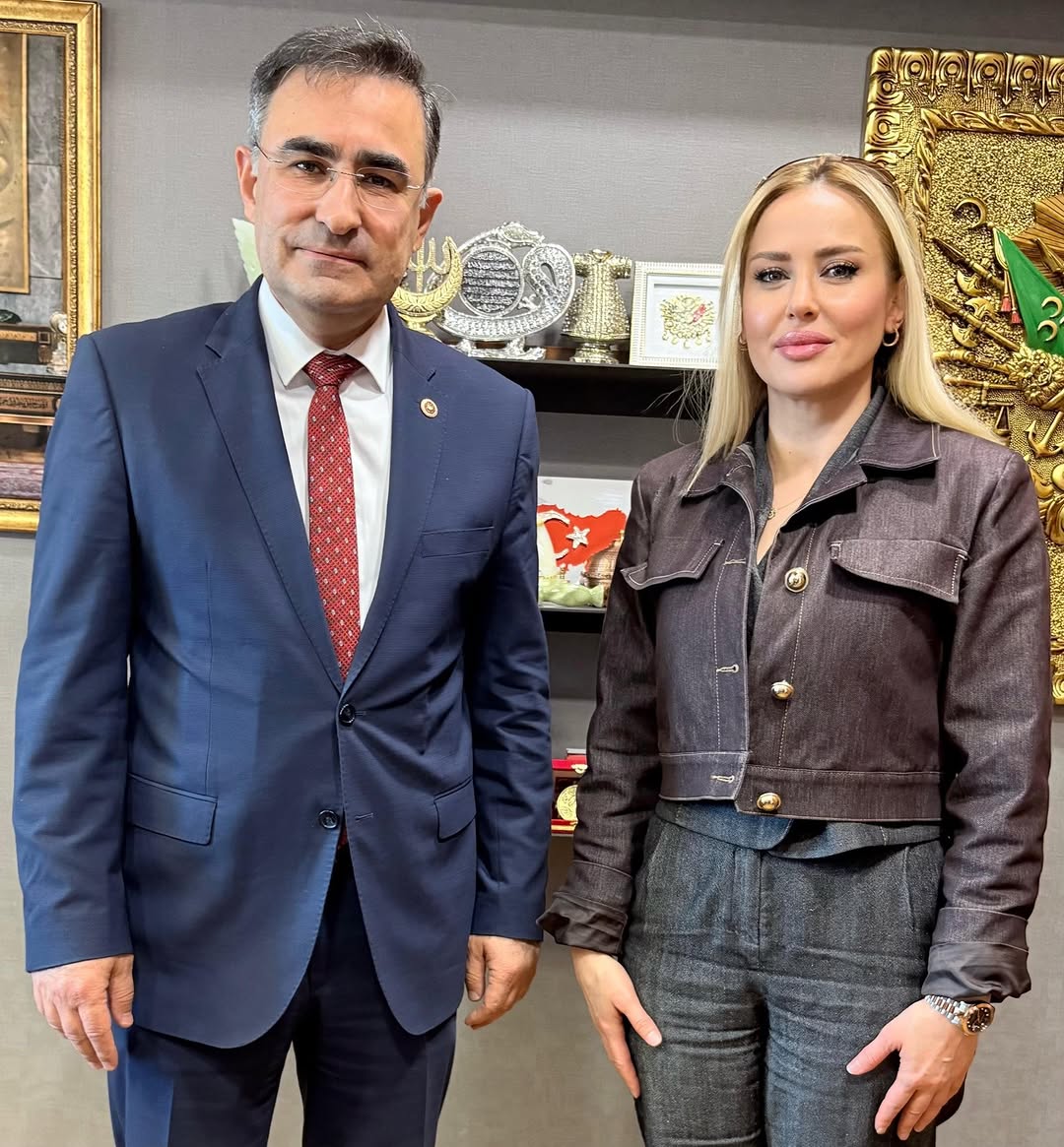 Elif Arıkan'ın Kamu Yönetimi, Sendikal Temsil ve Sosyal Hizmet Alanındaki Çalışmaları