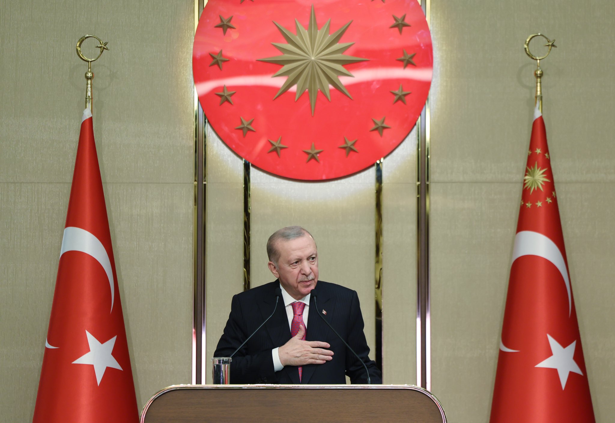 Gençlerle Türkiye'yi İnşa Ediyoruz