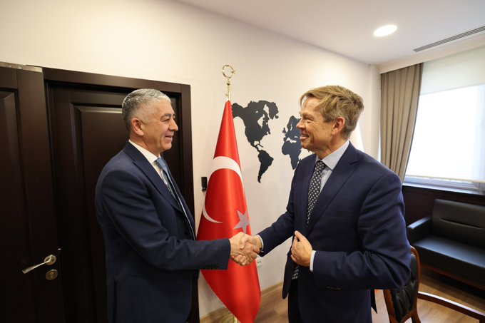 Hollanda Büyükelçisi'nden Ziyaret