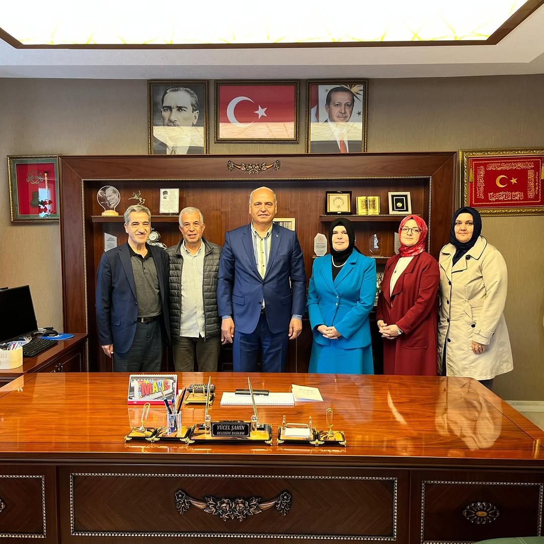 Kadınanalar Kültür Derneği Başkanı ve Yönetim Kurulu Üyeleri Ziyaret Edildi