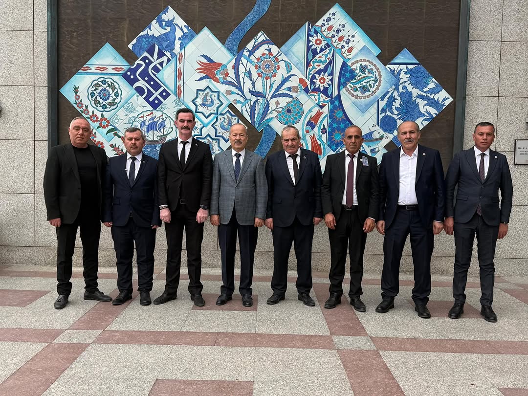 MHP Heyeti TBMM'yi Ziyaret Etti