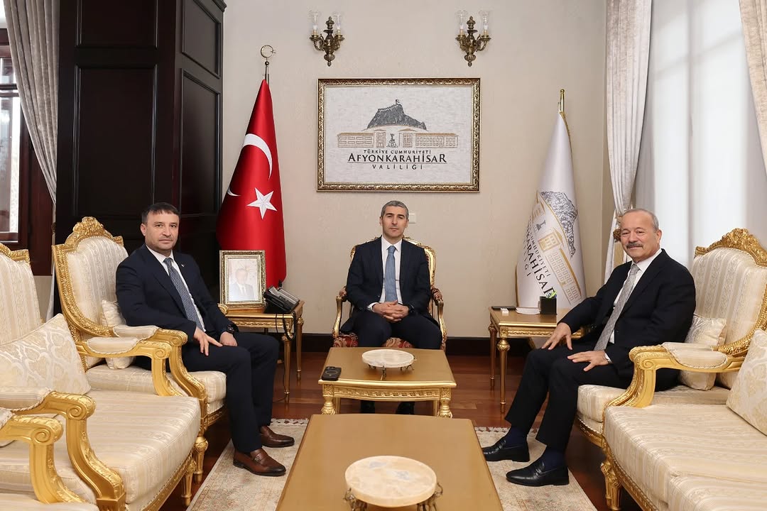 MHP Milletvekili ve İl Başkanı Vali Aktaş'ı Ziyaret Etti