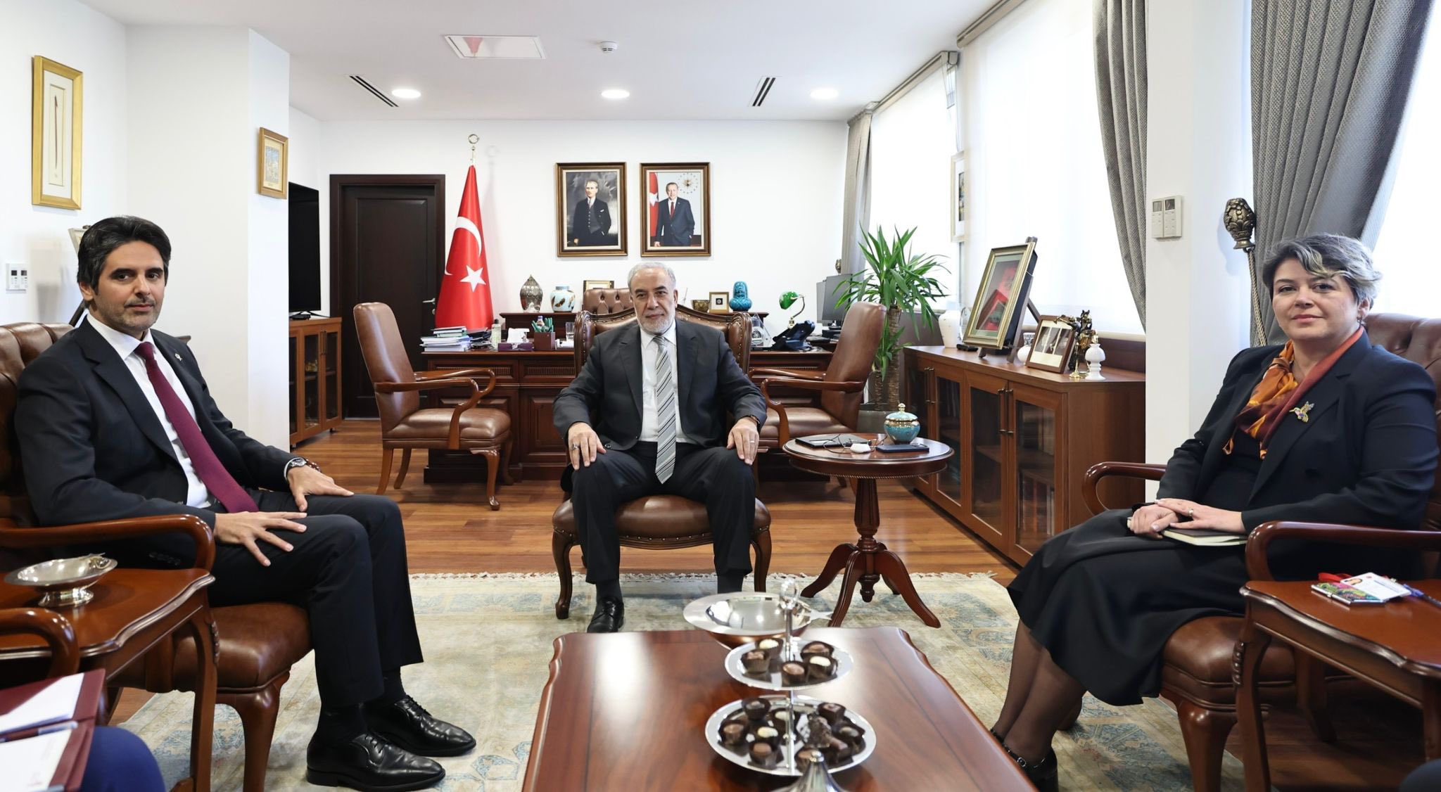 Qatar Büyükelçisi, Türkiye'de Courtesi Ziyareti Gerçekleştirdi