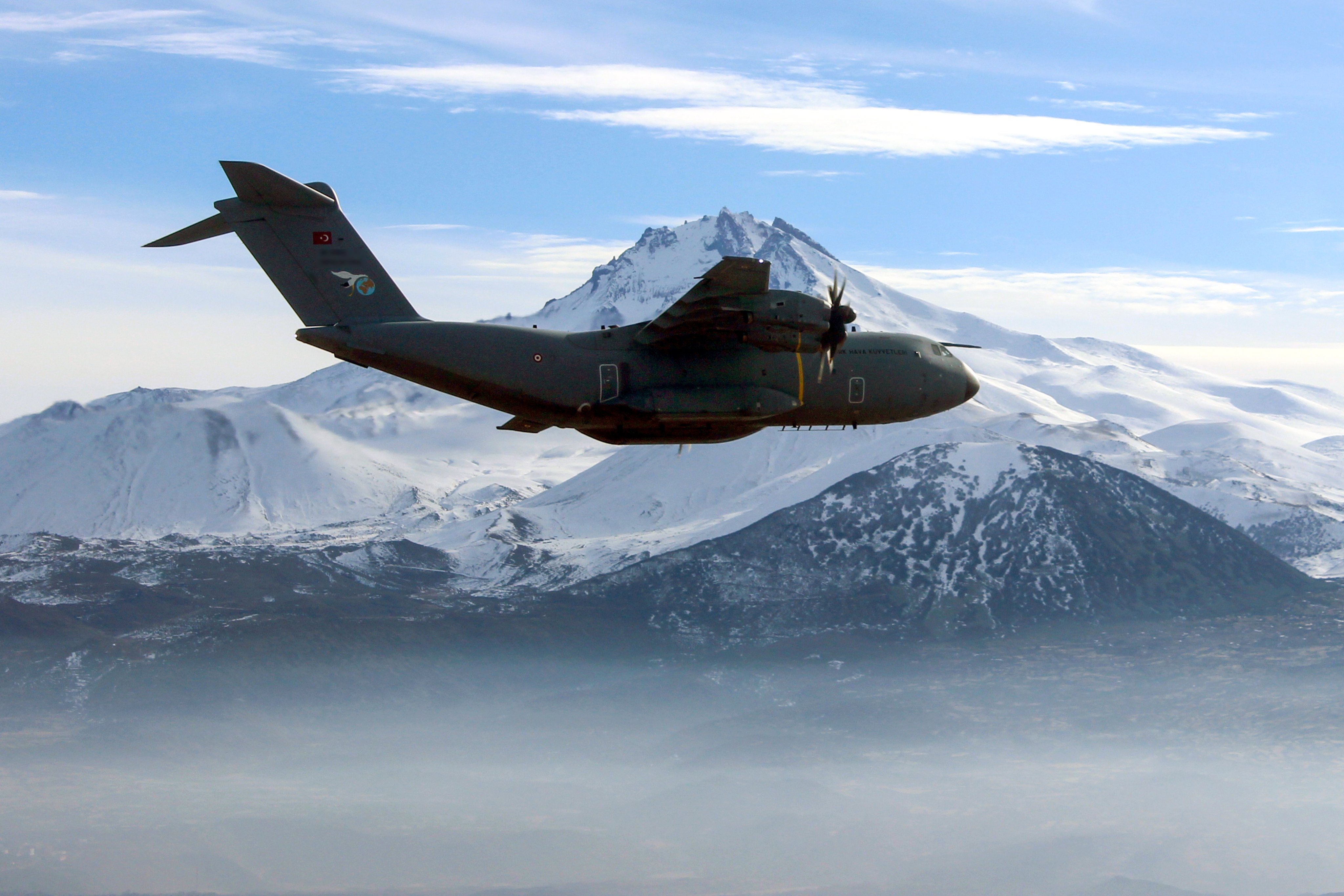 Soğuk Zirvelerde Görev