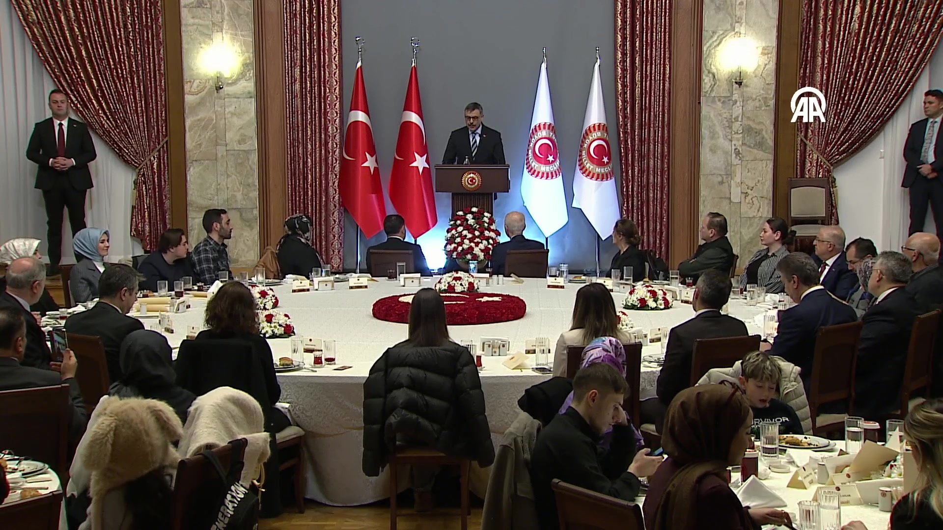 TBMM Başkanı Numan Kurtulmuş'un Ev Sahipliğinde İftar Programı Düzenlendi