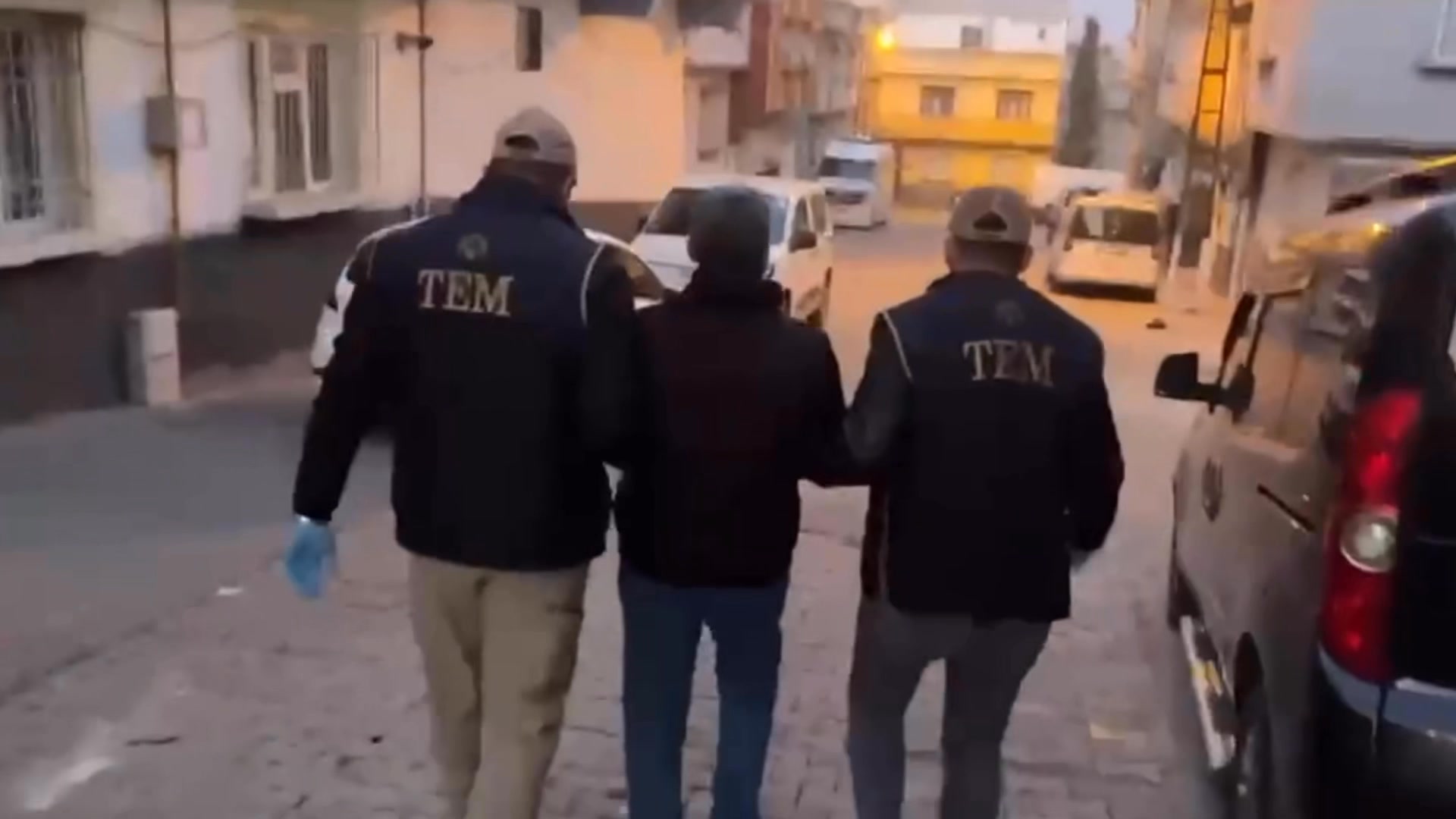 Türkiye Cumhuriyeti İçişleri Bakanlığı'ndan DEAŞ Operasyonu: 139 Şüpheli Yakalandı