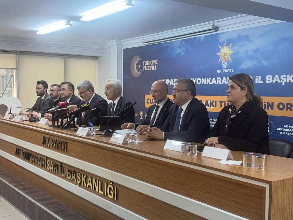 Ulaştırma ve Altyapı Bakanı Abdülkadir Uraloğlu ile İstişare Toplantısı Gerçekleştirildi