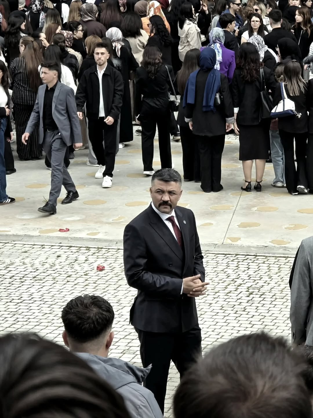 Ülkü Ocakları Afyonkarahisar İl Başkanı'ndan Öğüt Dolu Paylaşım