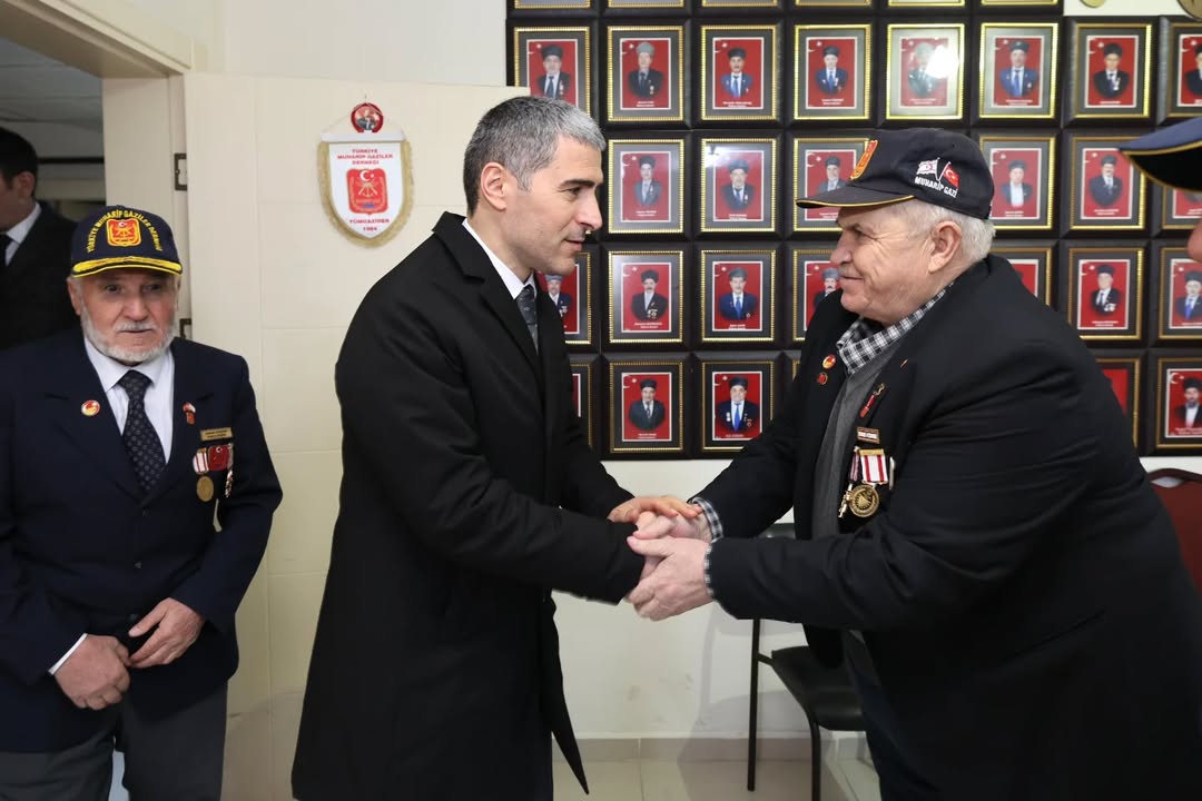 Vali Dr. Naci Aktaş, Muharip Gaziler Derneği Afyonkarahisar Temsilciliği'ni Ziyaret Etti