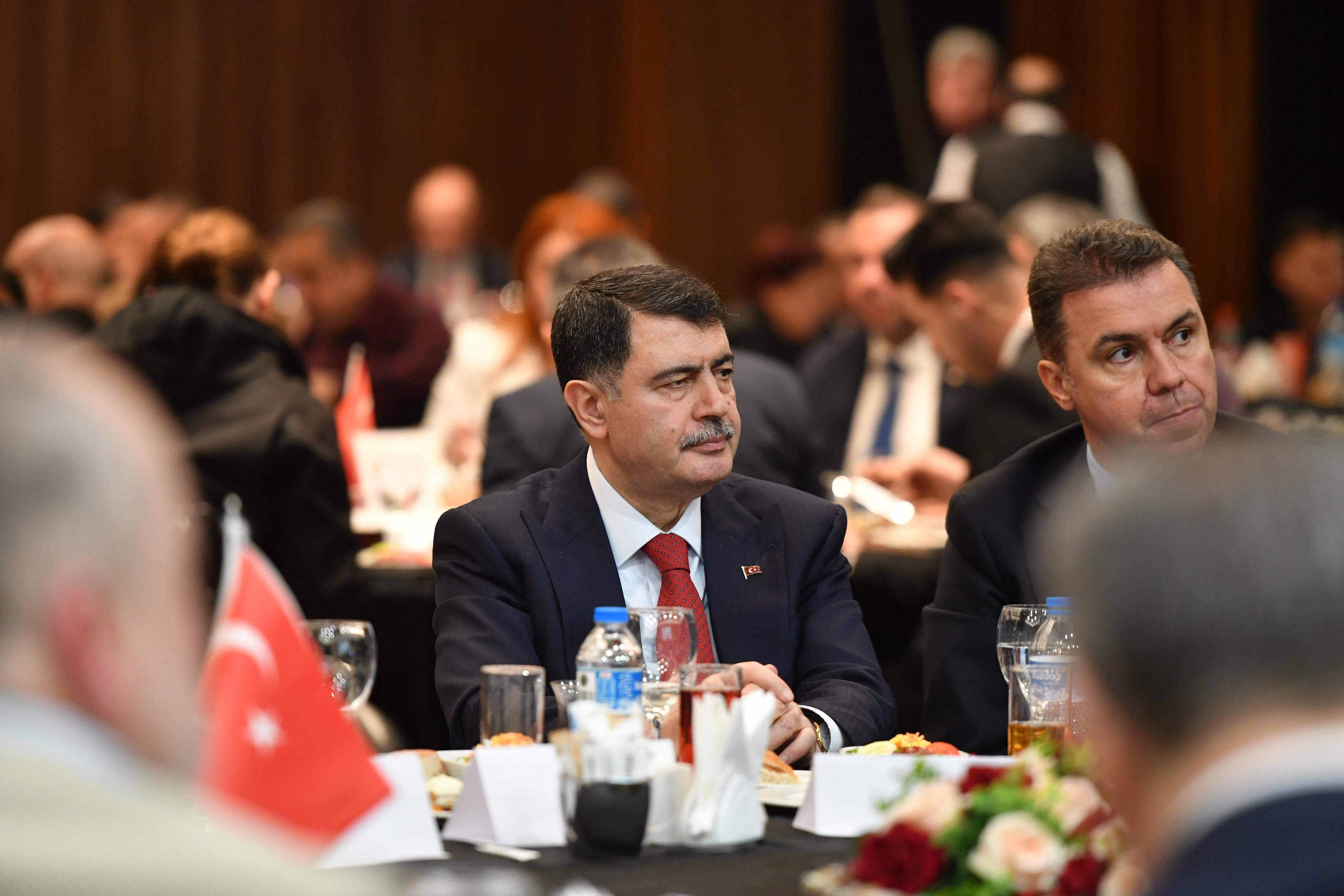 Vali Şahin İftar Programında