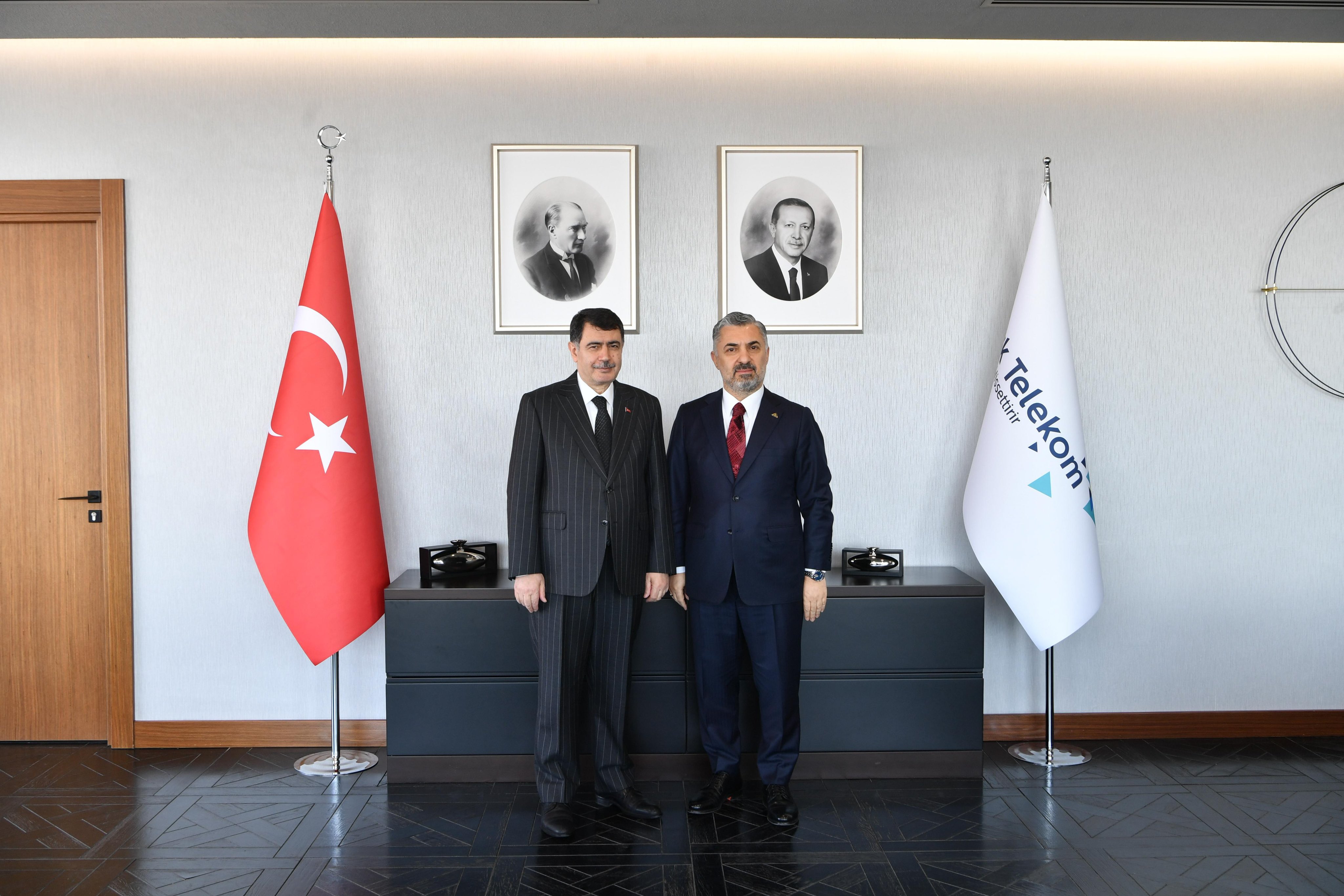 Vali Vasip Şahin'den Türk Telekom Ziyareti