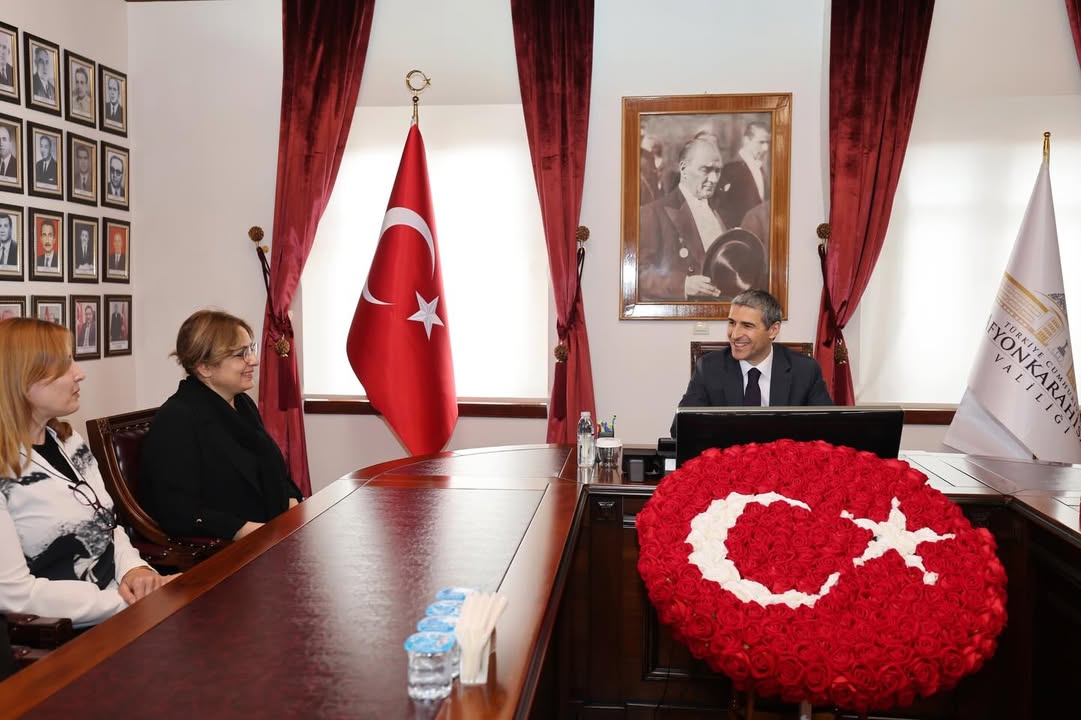 Valimiz Dr. Naci Aktaş, Afyonkarahisar Muhtarlar Dernekleriyle Bir Araya Geldi