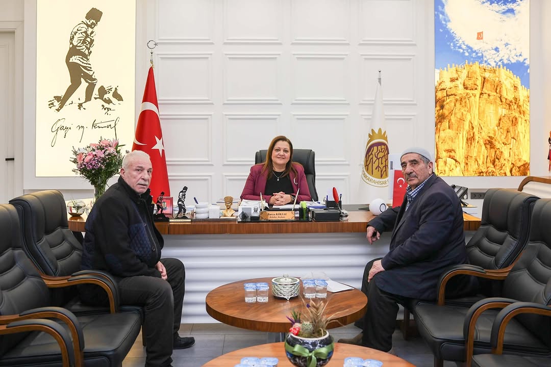 Veysel Karani Camii Kuran Kursu ve Müştemilatını Yaptırma ve Yaşatma Derneği Başkanı Şemsettin Ulu ve Hüseyin Sayın ile Görüş Alışverişinde Bulundu
