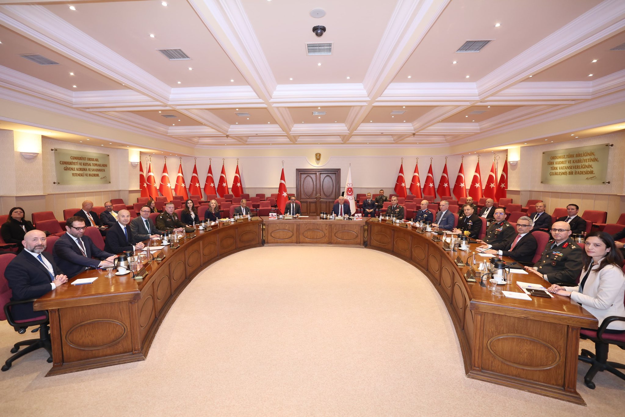 Yaşar Güler, ABD-Türkiye İş Konseyi Heyetini Ağırladı