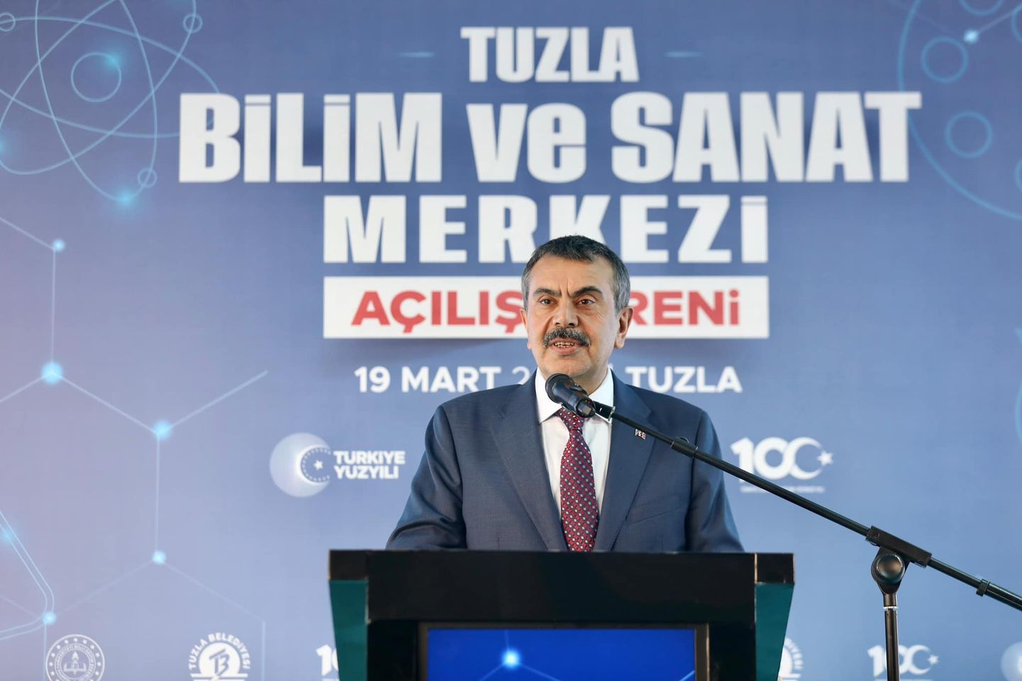 Milli Eğitim Bakanı Yusuf Tekin, Tuzla Bilim ve Sanat Merkezi'nin Resmi Açılışında