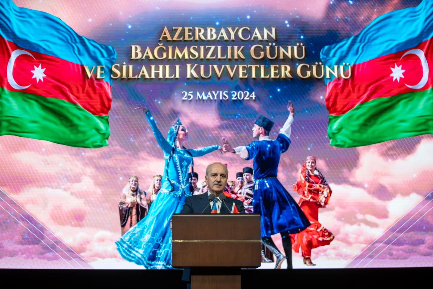 TBMM Başkanı Numan Kurtulmuş Azerbaycan'ın Bağımsızlık Günü Kutlamalarında Yer Aldı