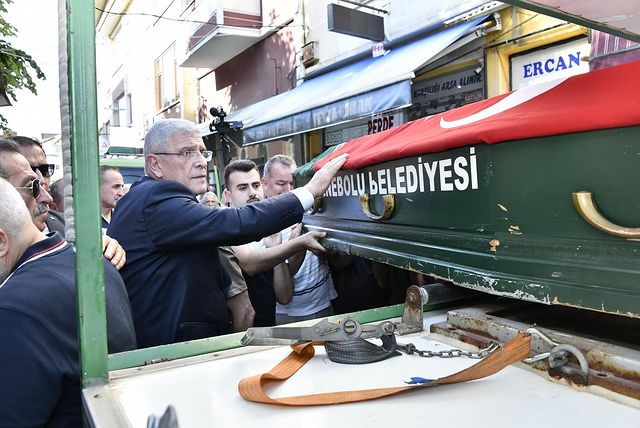 İYİ Parti Genel Başkanı Müsavat Dervişoğlu, yakın dostunu kaybetti