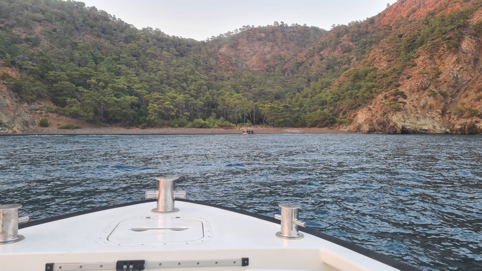 18 Düzensiz Göçmen Muğla Fethiye'de Yakalandı