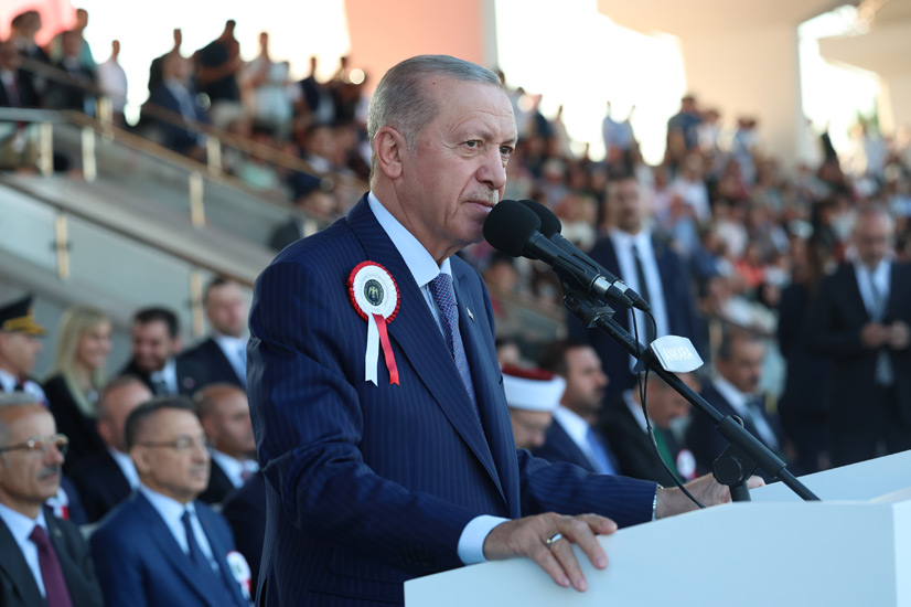 Cumhurbaşkanı Recep Tayyip Erdoğan Düzensiz Göçle Mücadelede Önemli Mesafe Kat Etti