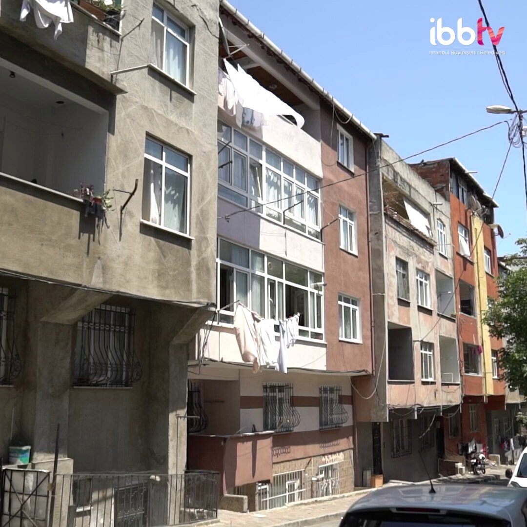 İstanbul'da Riskli Yapılarda Oturan Dar Gelirli Emeklilere Destek