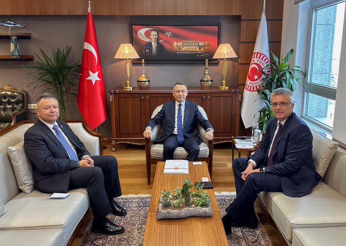 AK Parti Milletvekili Fuat Oktay, Slovakya Büyükelçisi ile Görüştü