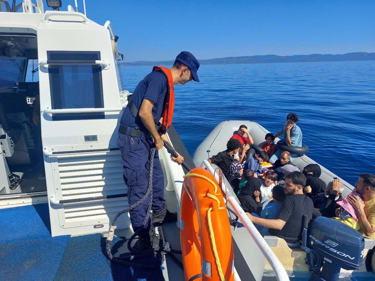 Ayvalık Açıklarında Göçmen Kurtarma Operasyonu